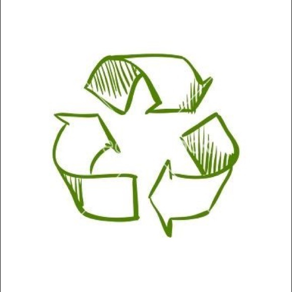 Hi, I’m Mika 💫 - Picture 2 of 2